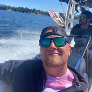 Meet your Posher, Elijah